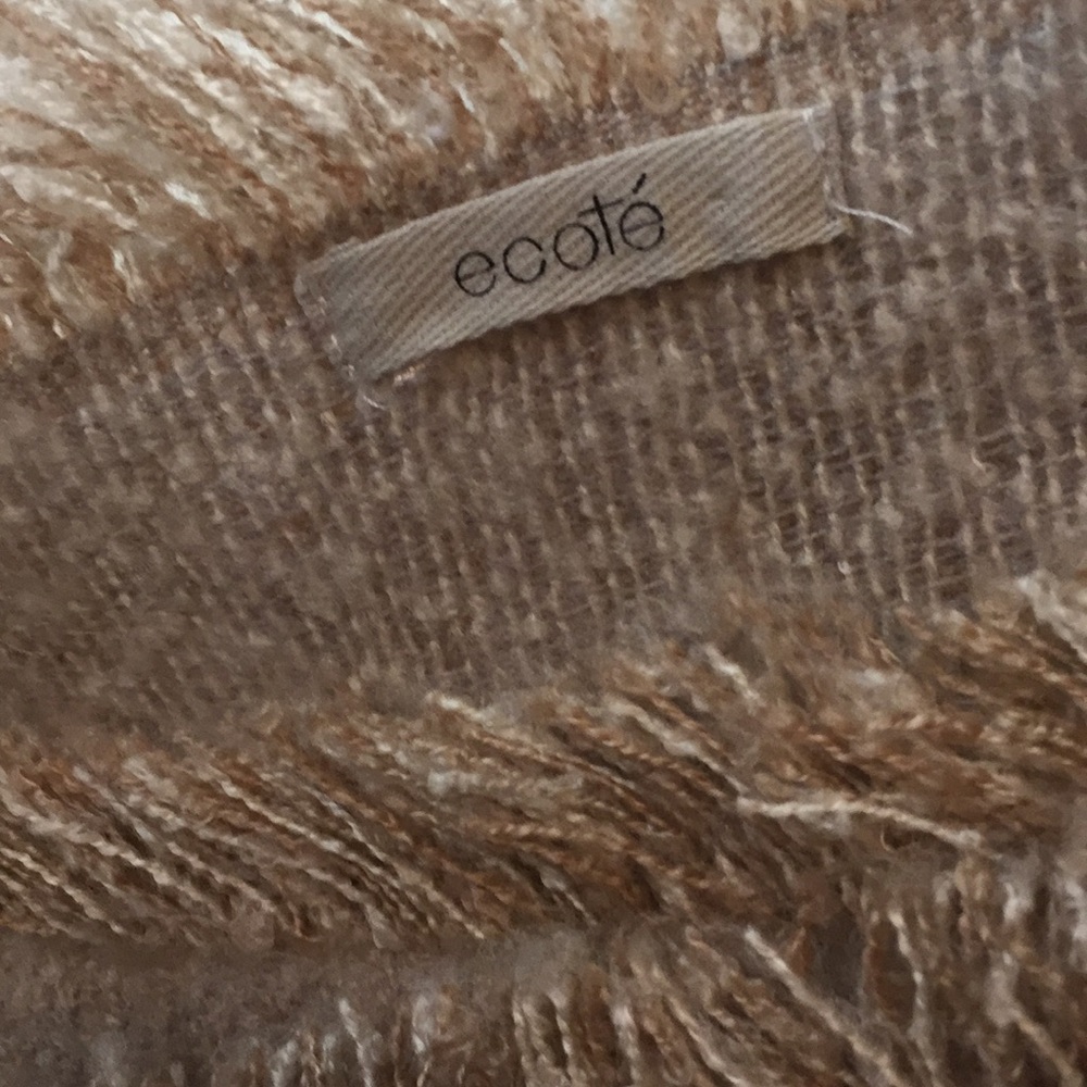 Urban Outfitters large blanket scarf - Picture 2 of 4